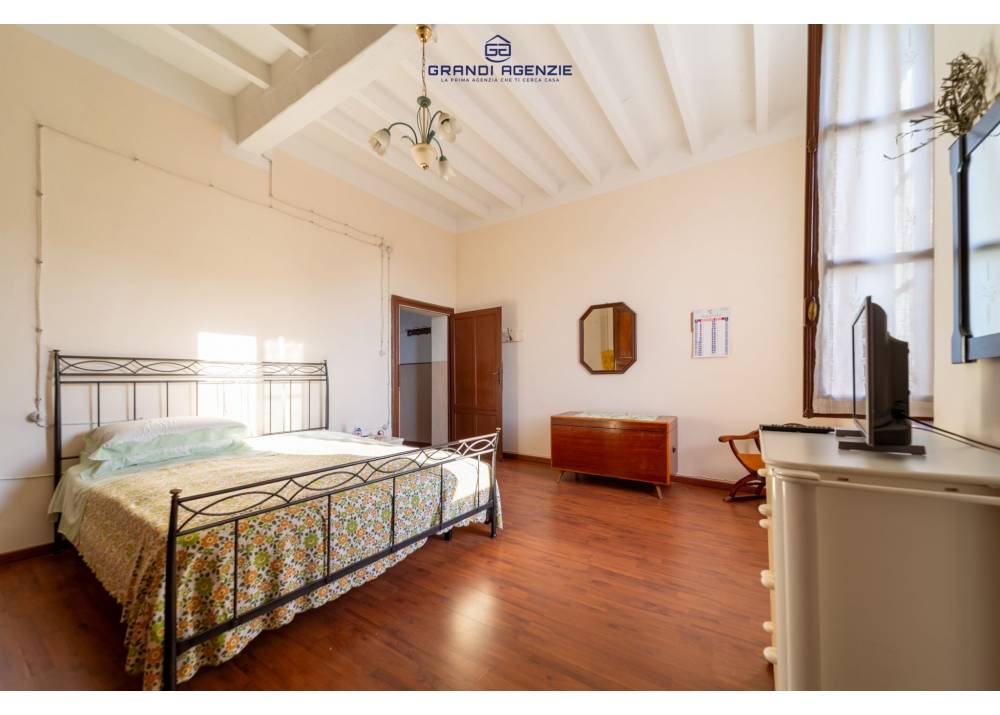 Vendita Casa Indipendente a Parma quadrilocale  di 180 mq